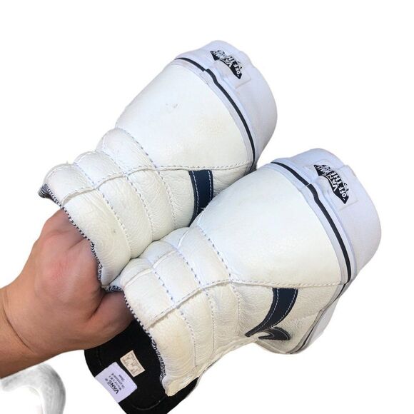 Premium Leather Vans White/Navy Size 9.5 - Picture 12 of 14